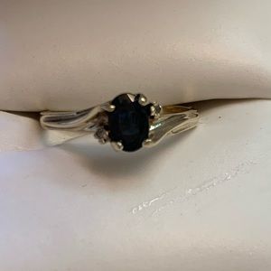 gold and sapphire ring. 💯 genuine sapphire.